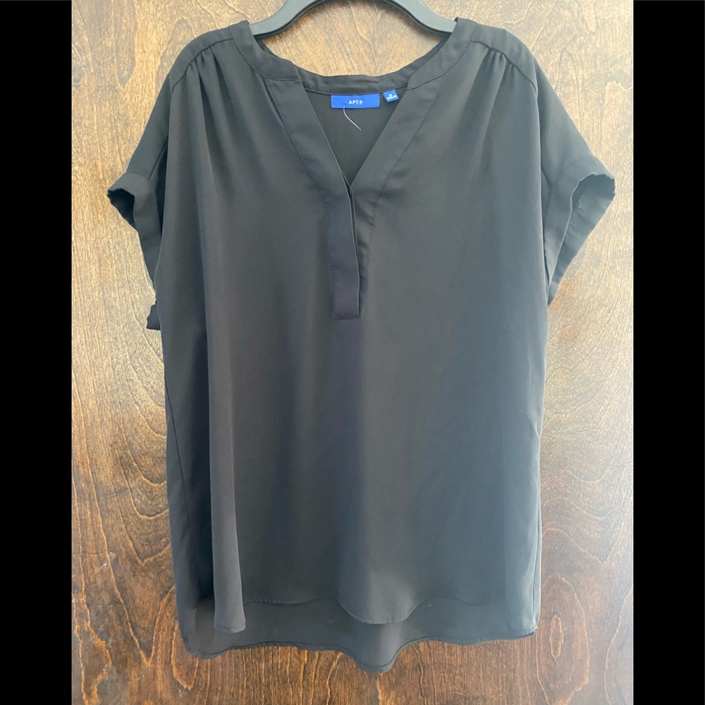 APT 9 black top